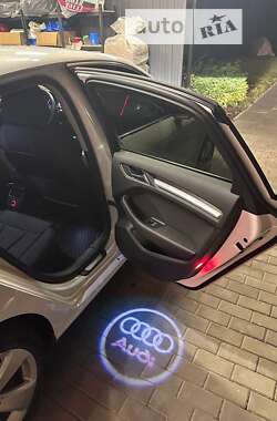 Седан Audi A3 2013 в Днепре