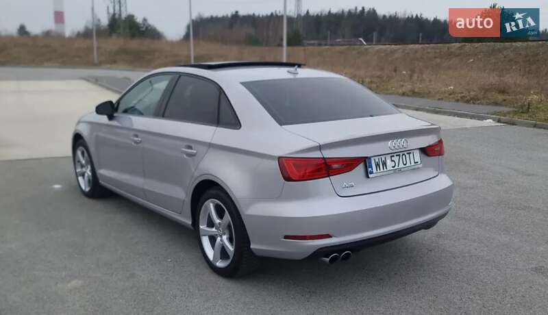 Седан Audi A3 2015 в Львове