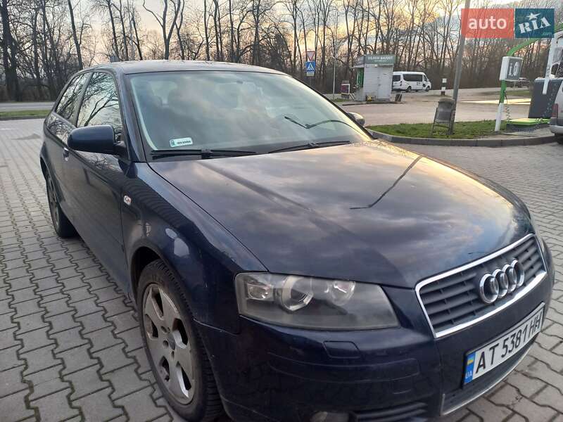 Хэтчбек Audi A3 2004 в Надворной