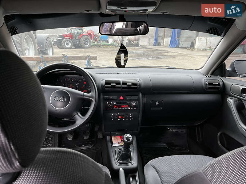 Хэтчбек Audi A3 2002 в Балте