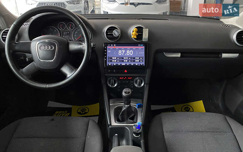 Хэтчбек Audi A3 2011 в Шептицькому
