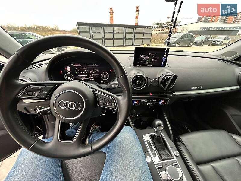 Хетчбек Audi A3 2018 в Львові