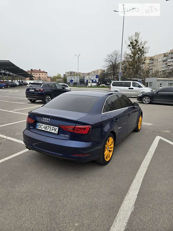 Седан Audi A3 2013 в Львове