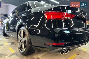 Седан Audi A3 2019 в 