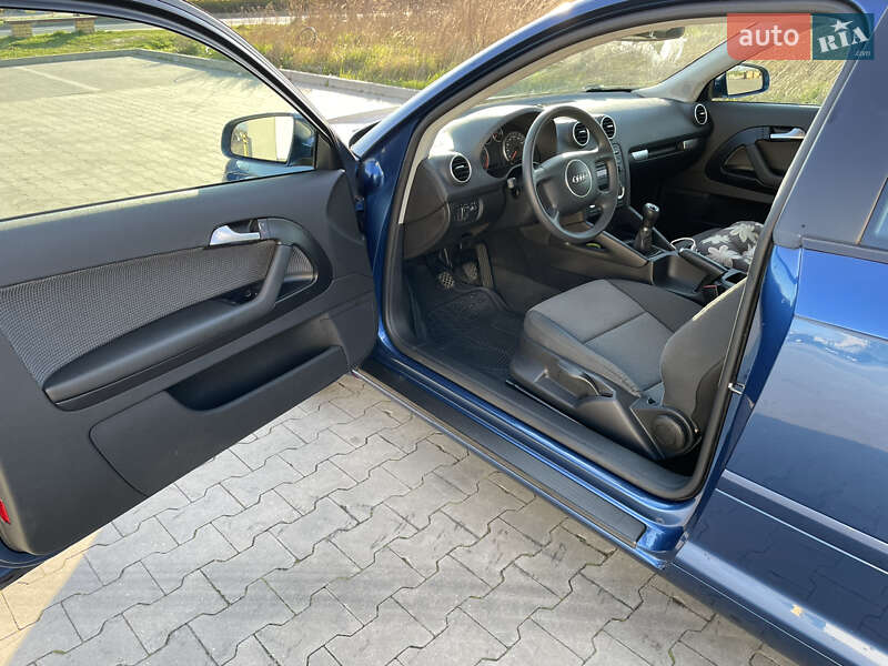 Хэтчбек Audi A3 2004 в Коломые