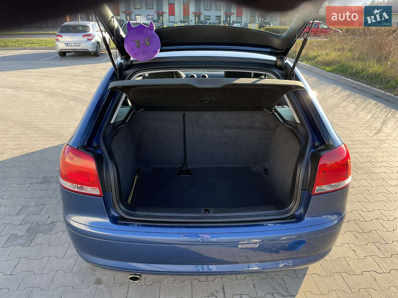 Хэтчбек Audi A3 2004 в Коломые
