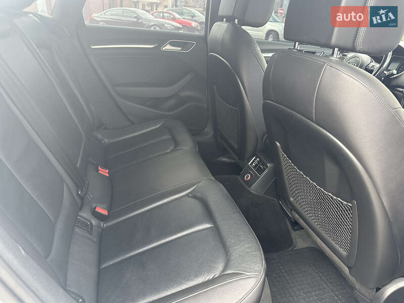 Седан Audi A3 2014 в Одессе