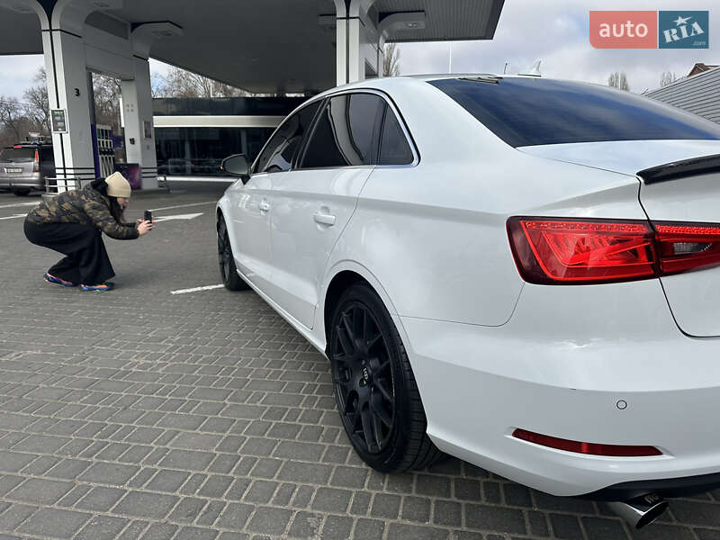 Седан Audi A3 2014 в Одессе
