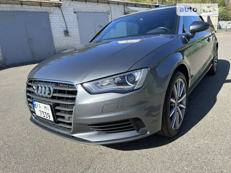 Кабриолет Audi A3 2016 в Киеве