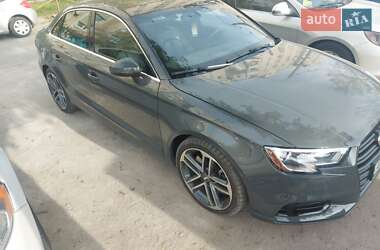 Седан Audi A3 2019 в Запоріжжі