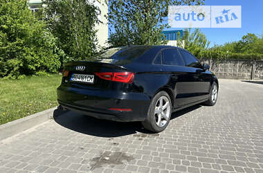 Седан Audi A3 2015 в Львове