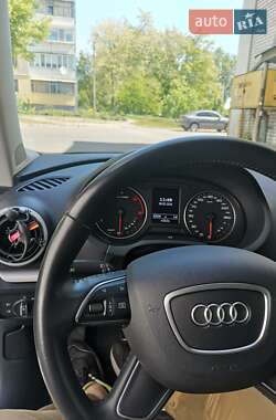 Седан Audi A3 2016 в Днепре