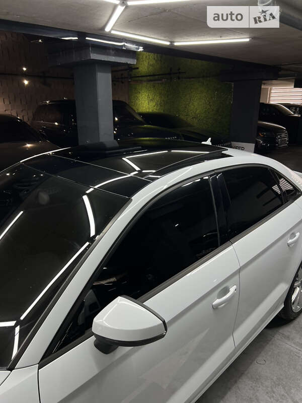 Седан Audi A3 2014 в Одессе