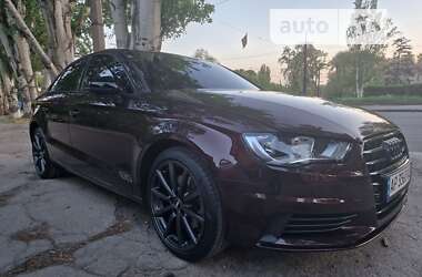 Седан Audi A3 2014 в Запорожье