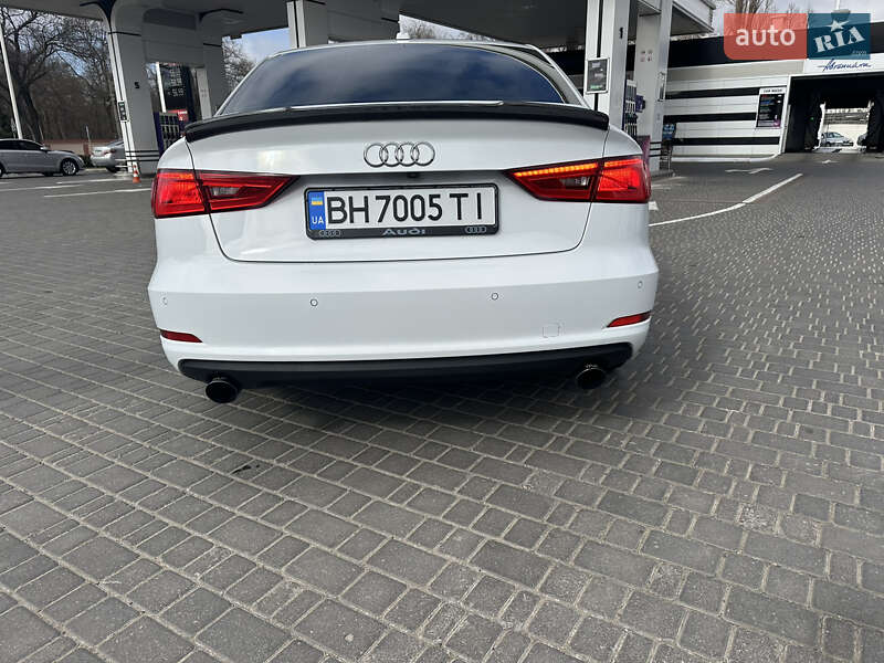 Седан Audi A3 2014 в Одессе