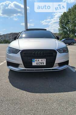 Седан Audi A3 2014 в Києві