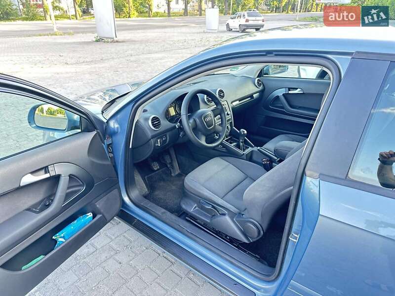 Хетчбек Audi A3 2010 в Павлограді