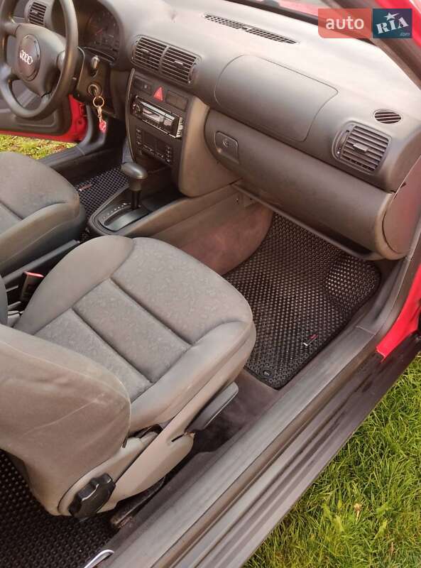 Хетчбек Audi A3 1998 в Сарнах фото 11 Хетчбек Audi A3 1998 в Сарнах