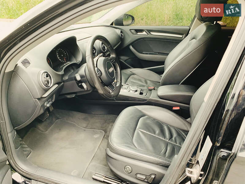 Седан Audi A3 2014 в Львове
