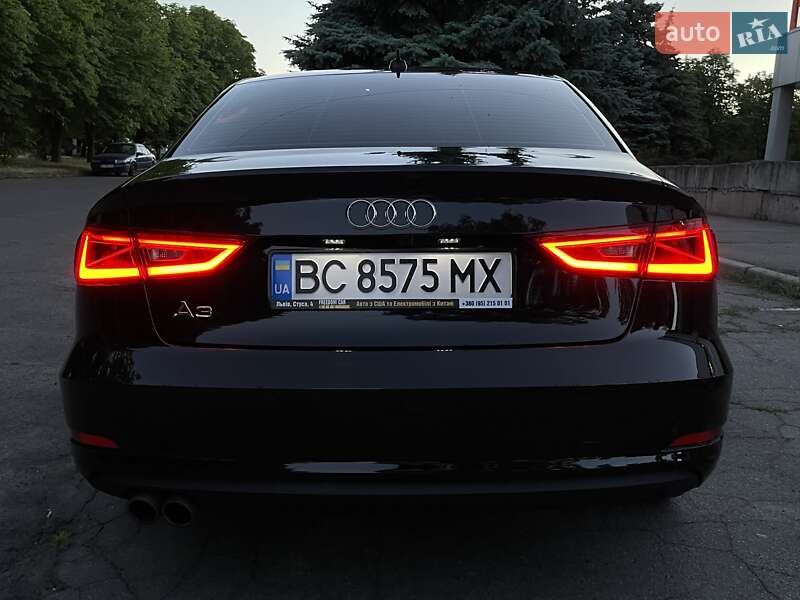 Седан Audi A3 2015 в Кривом Роге