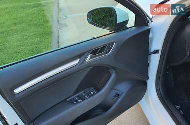 Седан Audi A3 2020 в Запоріжжі