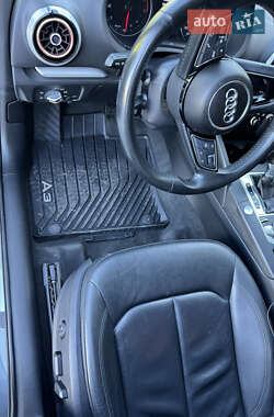 Седан Audi A3 2016 в 