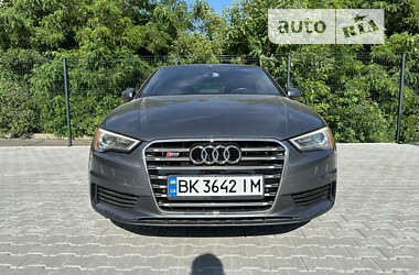 Седан Audi A3 2015 в Рівному