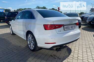 Седан Audi A3 2014 в Львові