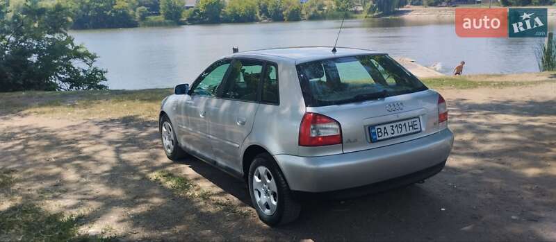 Хетчбек Audi A3 2001 в Добровеличківці