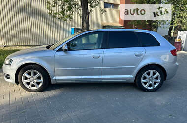 Хэтчбек Audi A3 2010 в Днепре