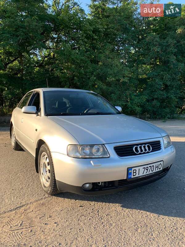 Хэтчбек Audi A3 2001 в Кременчуге