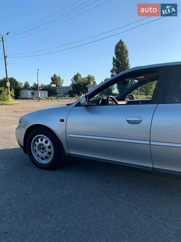 Хэтчбек Audi A3 2001 в Кременчуге