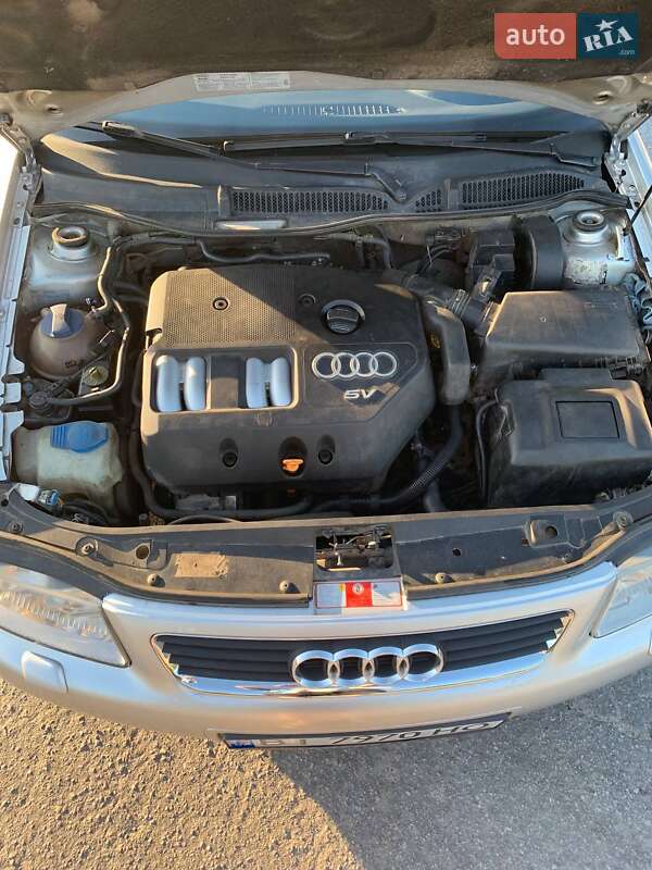 Хэтчбек Audi A3 2001 в Кременчуге