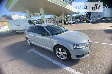 Хэтчбек Audi A3 2008 в 