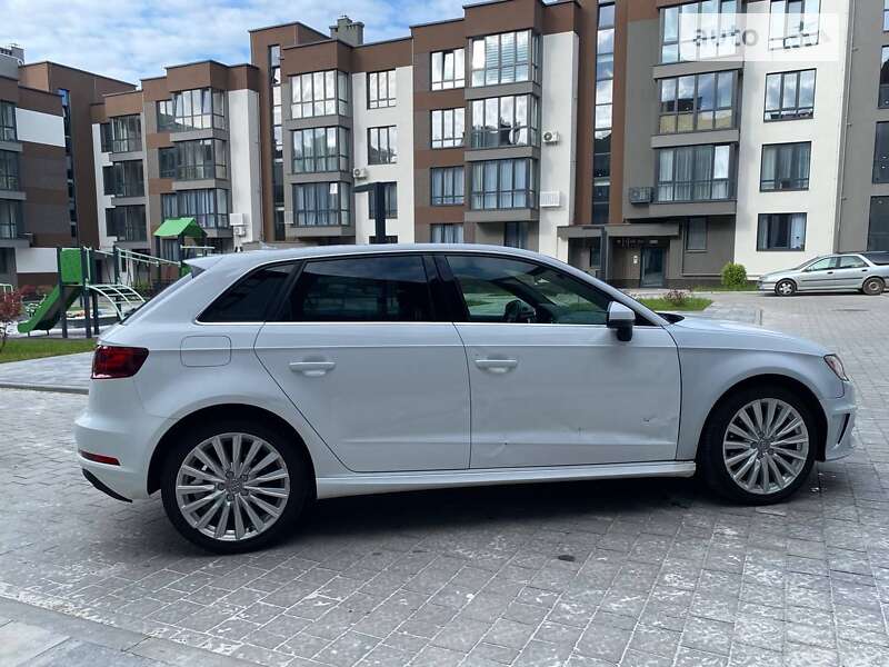 Хэтчбек Audi A3 2016 в Львове фото 7 Хэтчбек Audi A3 2016 в Львове