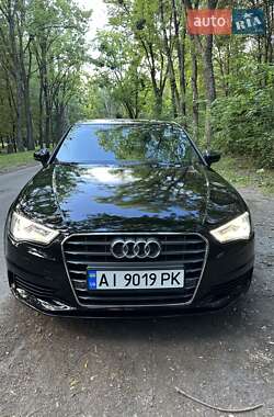Седан Audi A3 2015 в Яготині