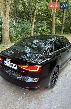 Седан Audi A3 2015 в 
