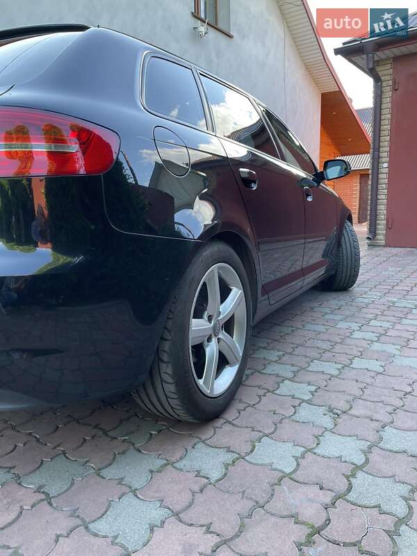 Хэтчбек Audi A3 2012 в Ковеле