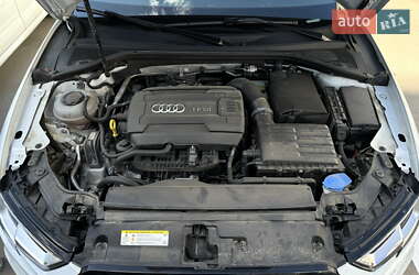 Седан Audi A3 2018 в 