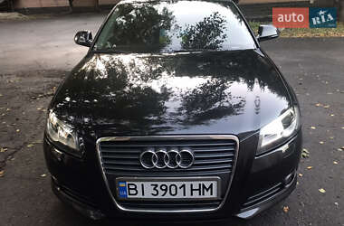 Хэтчбек Audi A3 2010 в Карловке