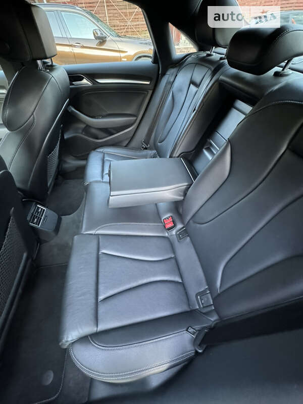 Седан Audi A3 2019 в Чорноморську