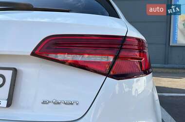 Хэтчбек Audi A3 2016 в 