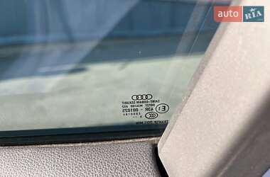 Хэтчбек Audi A3 2016 в 