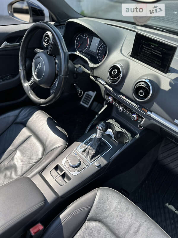 Кабриолет Audi A3 2015 в Киеве