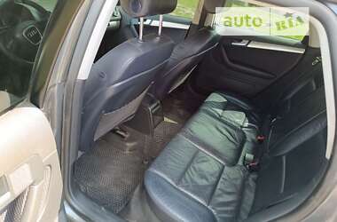 Хэтчбек Audi A3 2004 в 