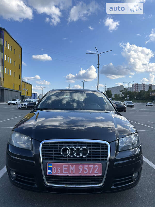 Хэтчбек Audi A3 2005 в Киеве