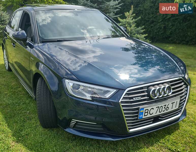 Хэтчбек Audi A3 2017 в Львове