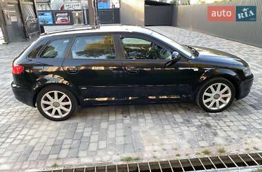 Хэтчбек Audi A3 2005 в 