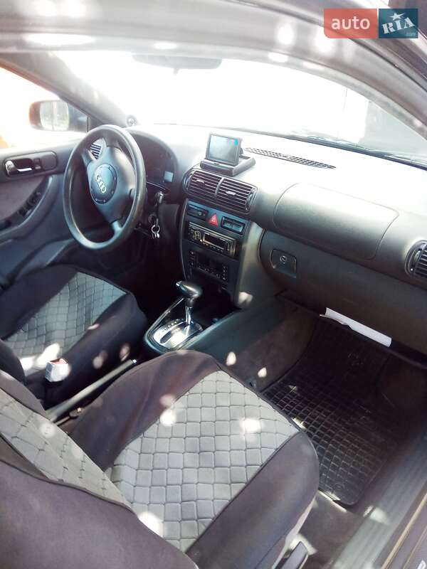 Хэтчбек Audi A3 2000 в Ивано-Франковске
