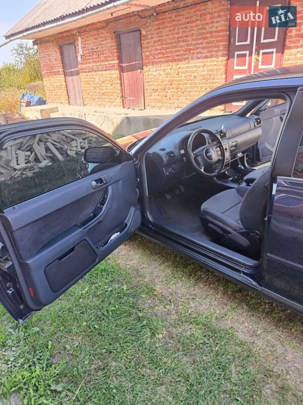 Хетчбек Audi A3 2001 в Тернополі